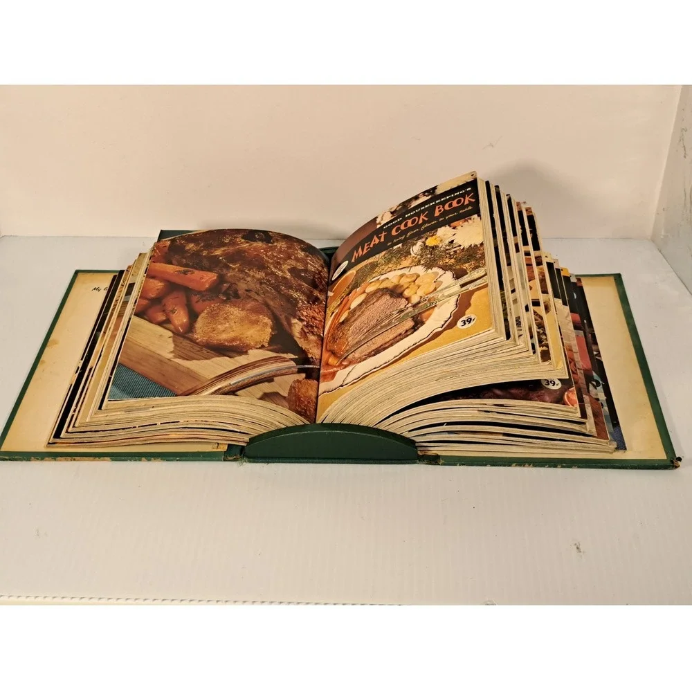 Vintage 1958 Good Housekeeping Cook Books Binder Mid-Century Recipes MCM Green